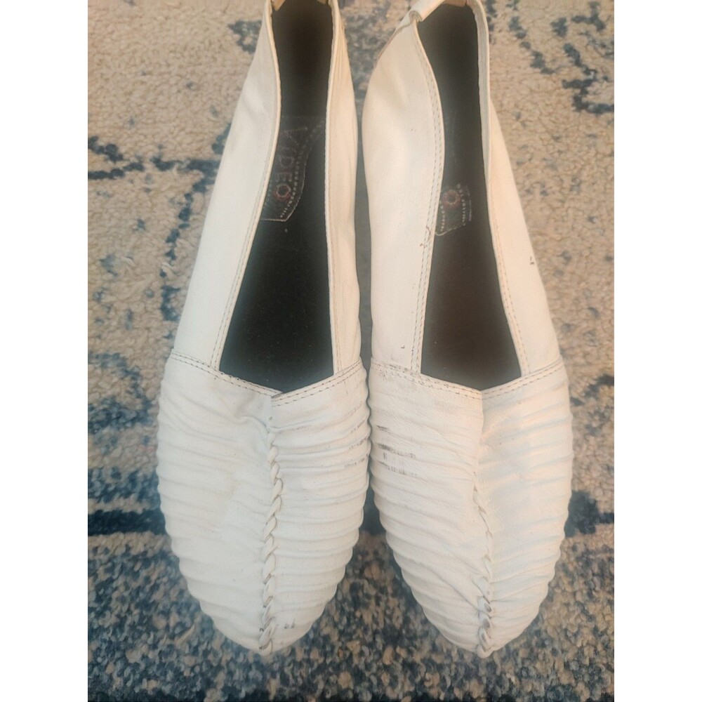 Vintage Video White Ruched Slip-On‎ Women's Flats Synthetic Round Toe